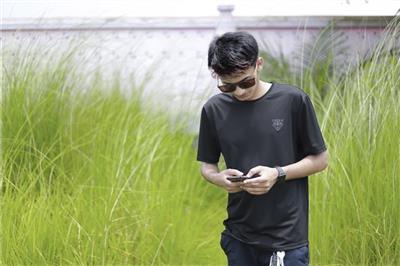 男生傷感網(wǎng)名：放不下的執(zhí)念